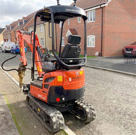 mini digger hire the palms